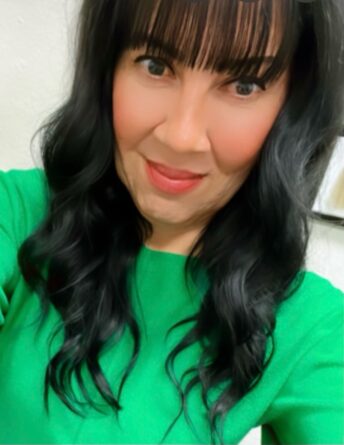 Maria hair stylist ColourMeBeautiful in albuquerque